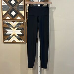 Alo Yoga Airlift 7/8 High-Waist Leggings Black XS EUC